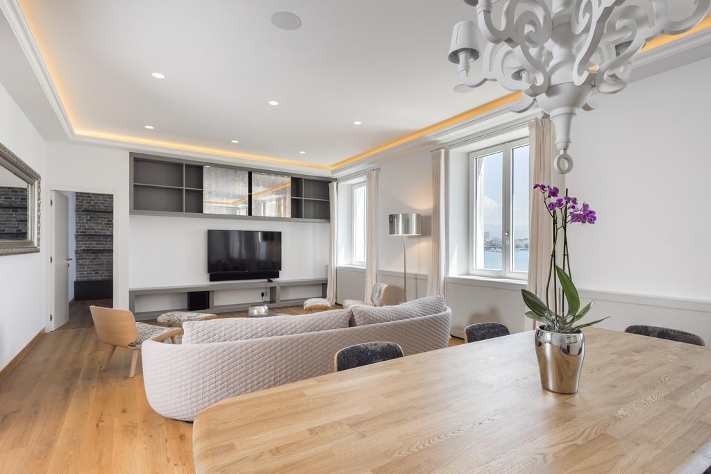 Riva Agava Split Waterfront Apartment Exterior photo
